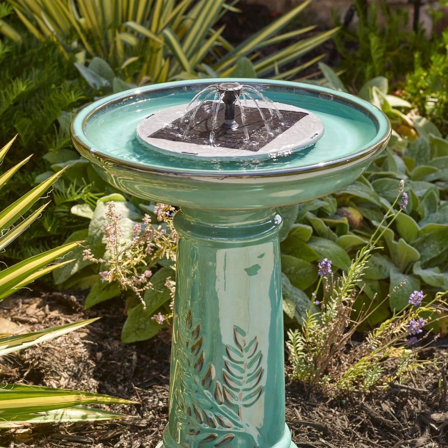 Smart Solar Outdoor Fountains Aquanura 9" IntelliSOLAR Insert for Traditional Birdbaths Ponds Pools 21310024 / 9" Dia x 2" H Smart Solar Aquanura 9" IntelliSOLAR Insert for Traditional Birdbaths, Ponds, Pools 21310024