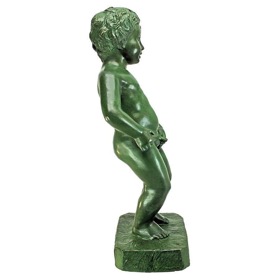 Design Toscano Garden Statues Design Toscano The Peeing Boy of Brussels Cast Bronze Garden Statue PK899