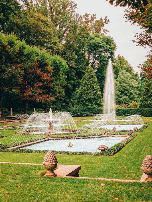 The Allure of Outdoor Fountains Exploring Types and Aesthetics