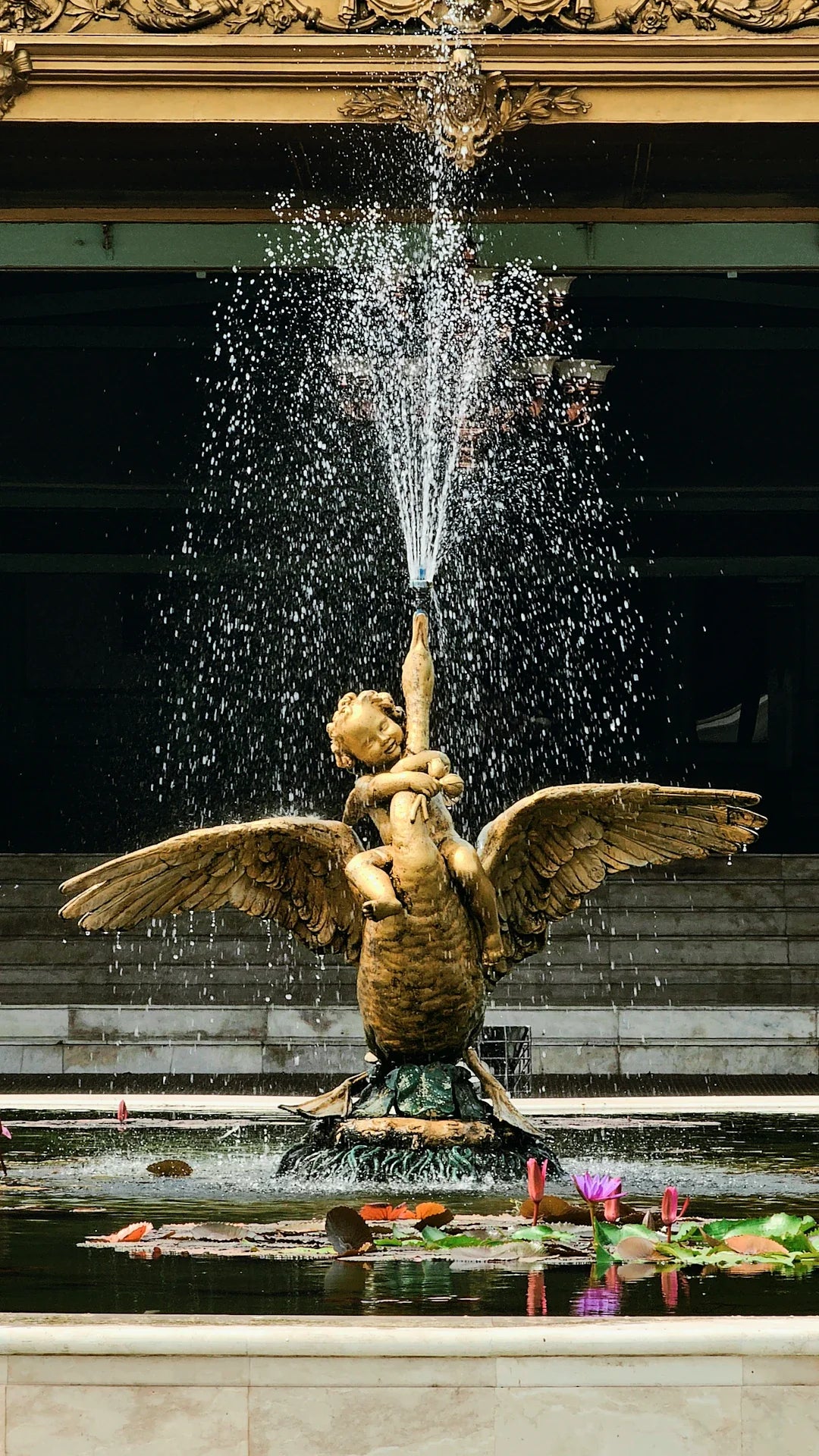 Elegant Animal Fountains for Enchanting Outdoor Spaces