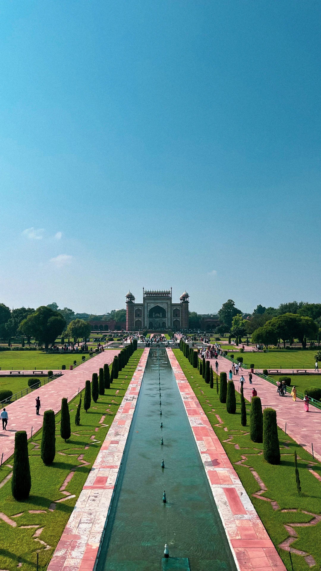 The Evolution of Fountains in Landscape Architecture