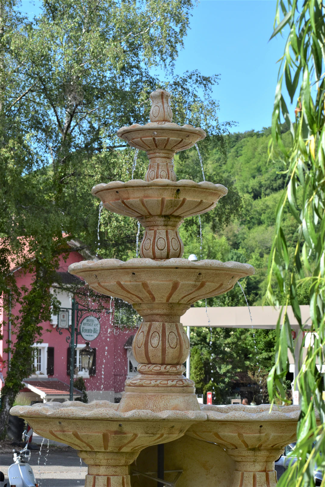 Stylish Concrete Outdoor Fountains for Every Garden