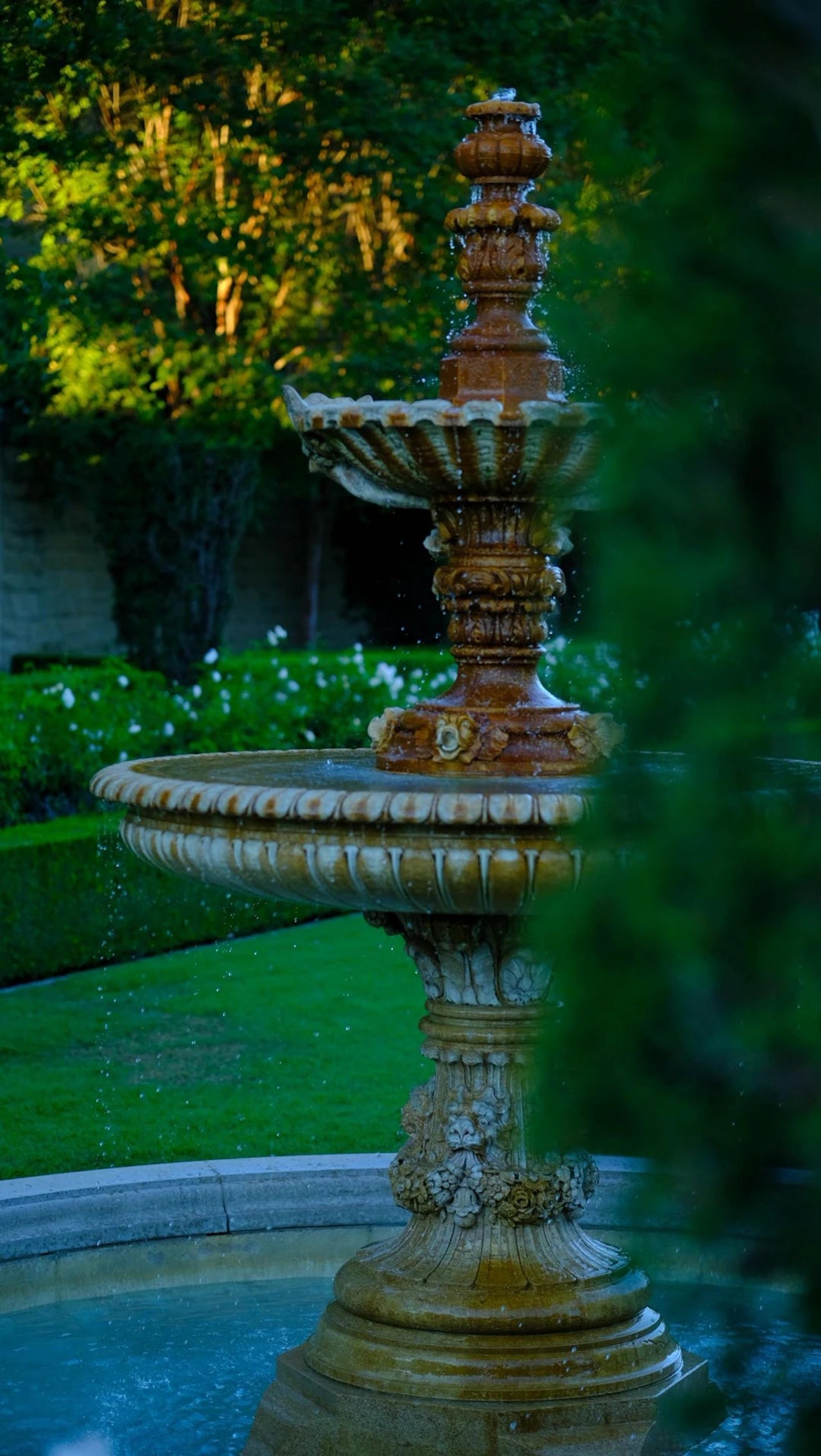 Timeless Stone Garden Fountains for Classic Elegance