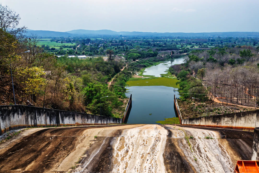 Create Tranquil Spaces with Modern Spillway Kits