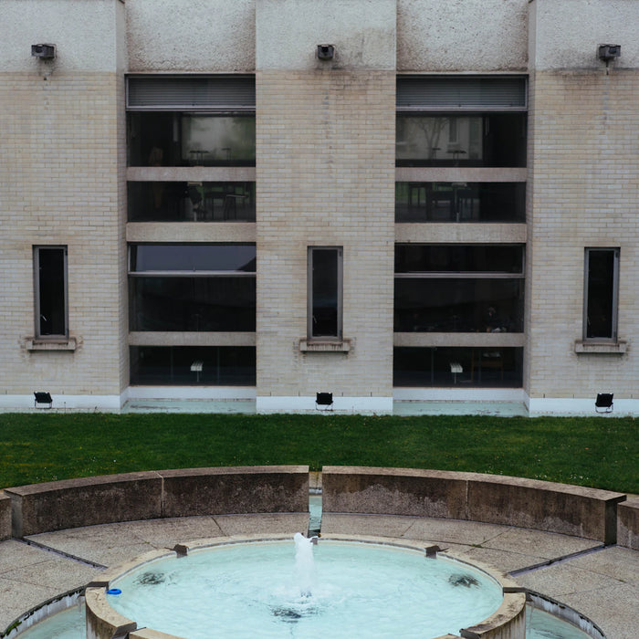 Contemporary Outdoor Fountains That Enhance Modern Gardens