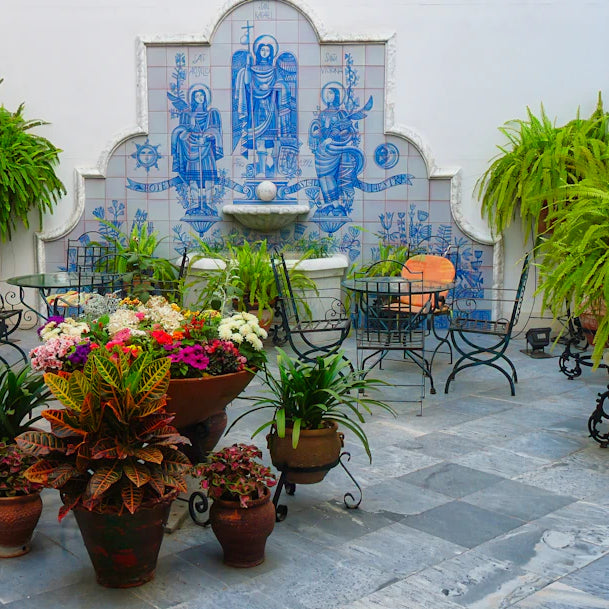 Elegant Outdoor Fountains for Small Courtyard Spaces