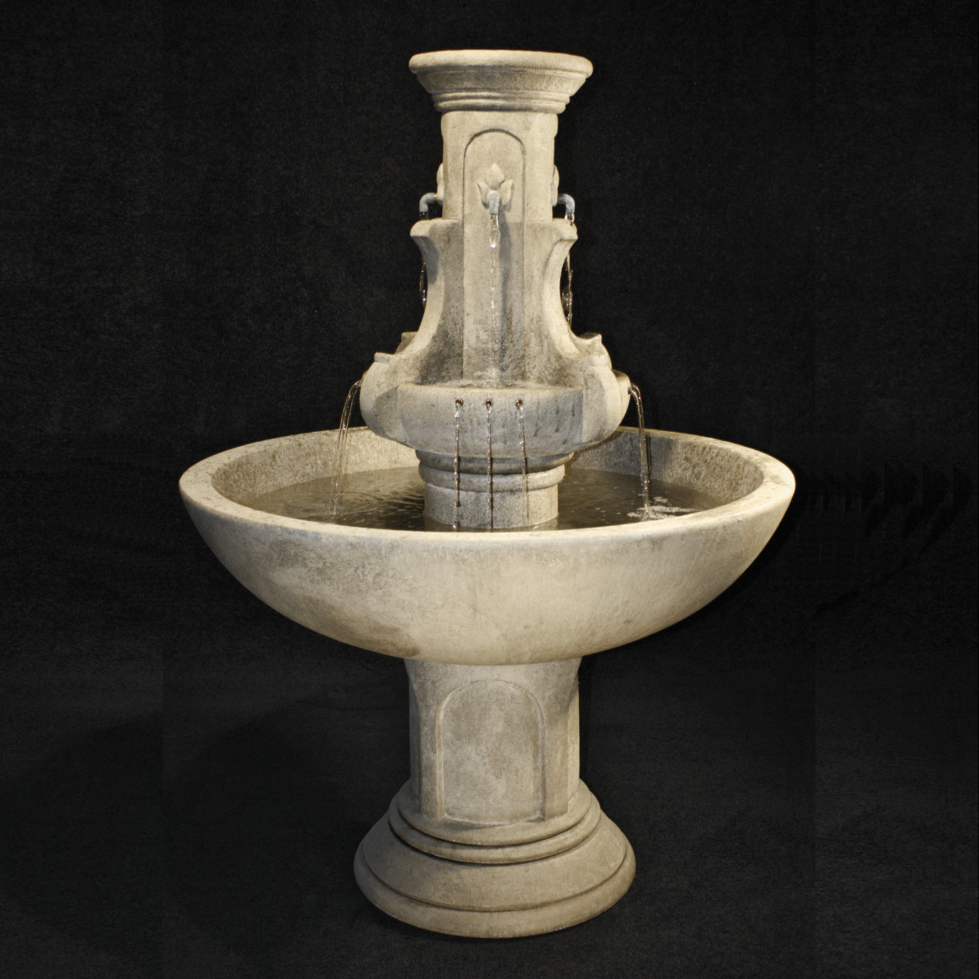 Fiore Stone Courtyard Fleur De Lis Fountain LG156-F in Cast Stone LG156-F