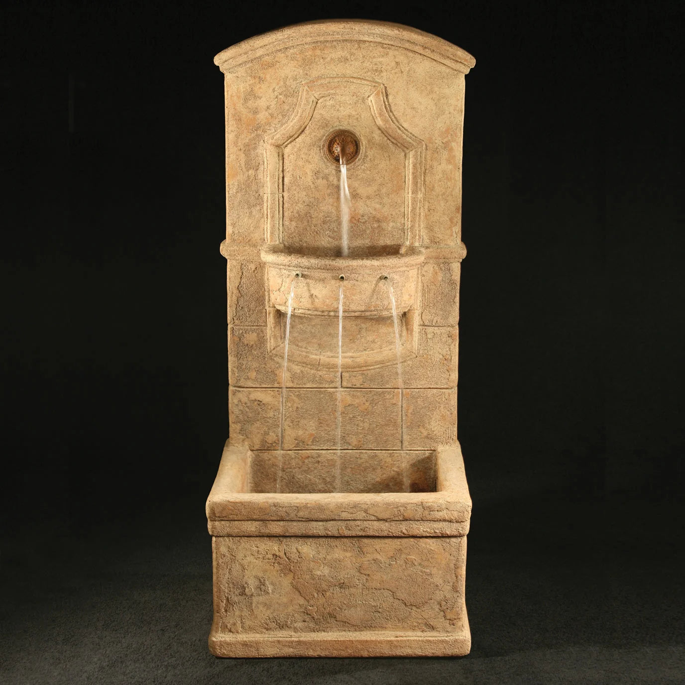 Fiore Stone Di Amico Wall Fountain 290-FW