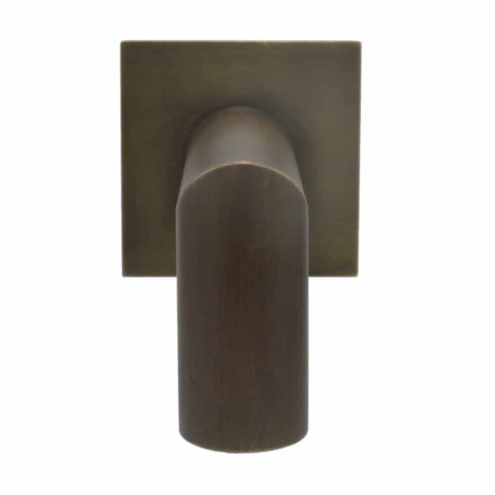 Fountains USA Deco 90 Degree Downspout with Square Backplate – 1.5"