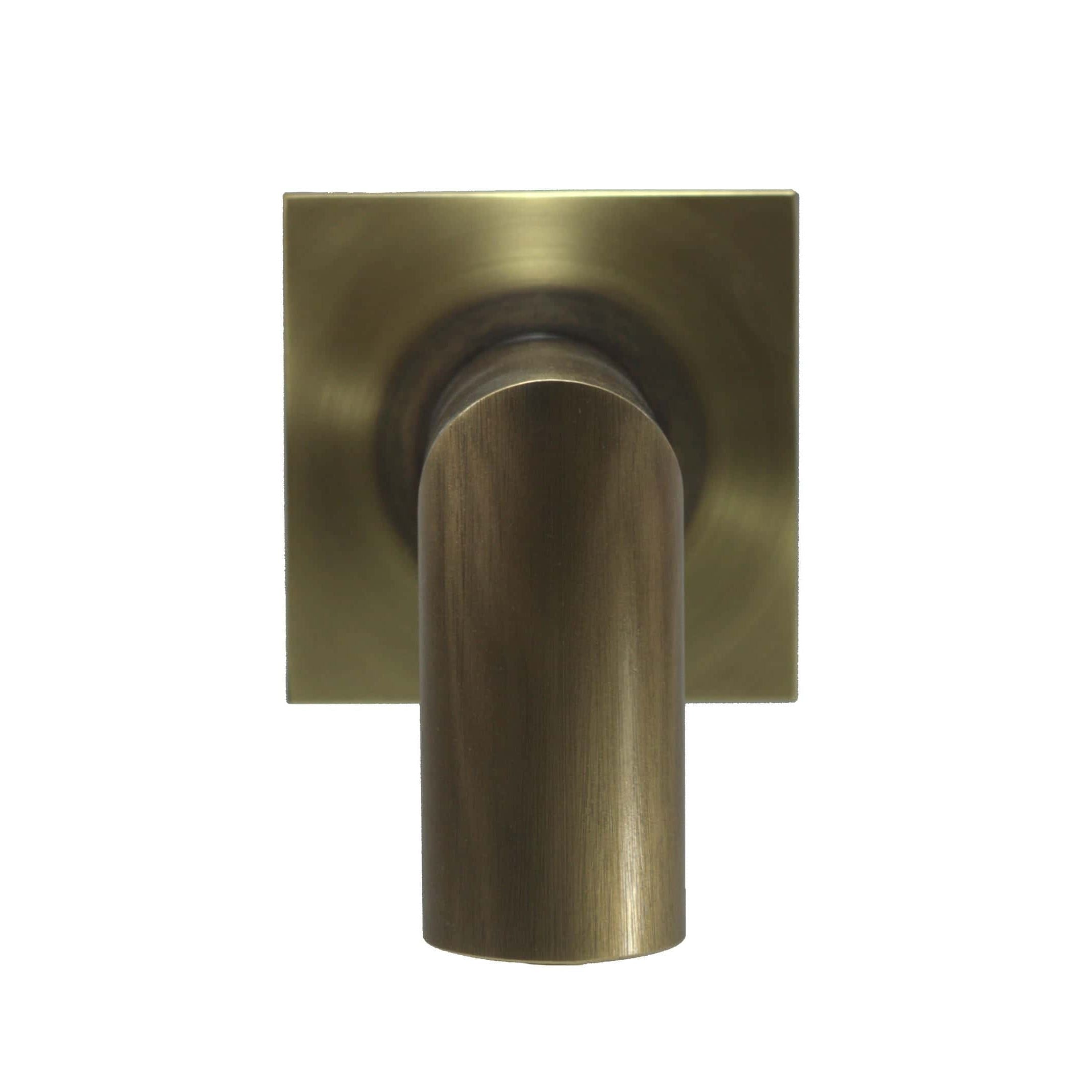 Fountains USA Deco 90 Degree Downspout with Square Backplate – 1.5"