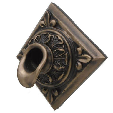 Fountains USA Short Oak Leaf Scupper with Diamond Backplate
