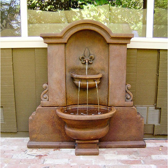 Giannini Garden Flaminia Cast Stone Outdoor Wall Fountain 1063 1063