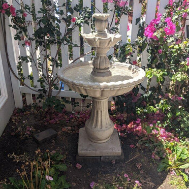 Giannini Garden Gaetana 2-Tier Cast Stone Outdoor Courtyard Fountain 1671 1671