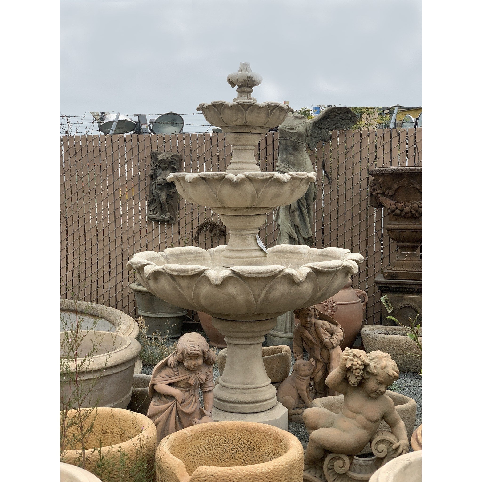 Giannini Garden Gardenia 3-Tier Cast Stone Outdoor Courtyard Fountain
