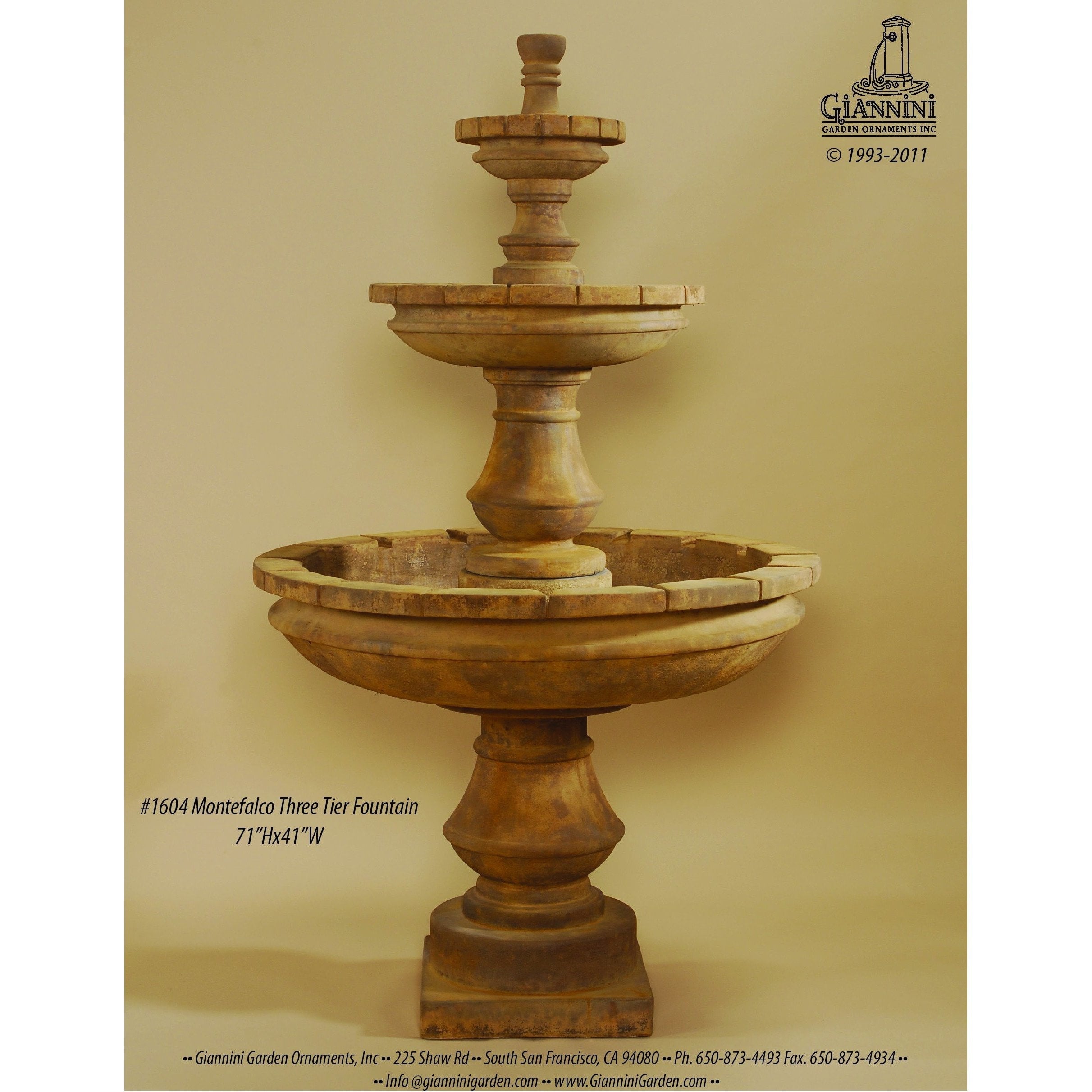 Giannini Garden Montefalco 3-Tier Cast Stone Outdoor Courtyard Fountain 1604 1604