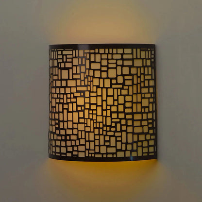 Smart Solar Wall Light London Barrel Sconce IEL-2901 / 9.88" L x 3.90" W x 9.87" H Smart Solar London Barrel Sconce IEL-2901