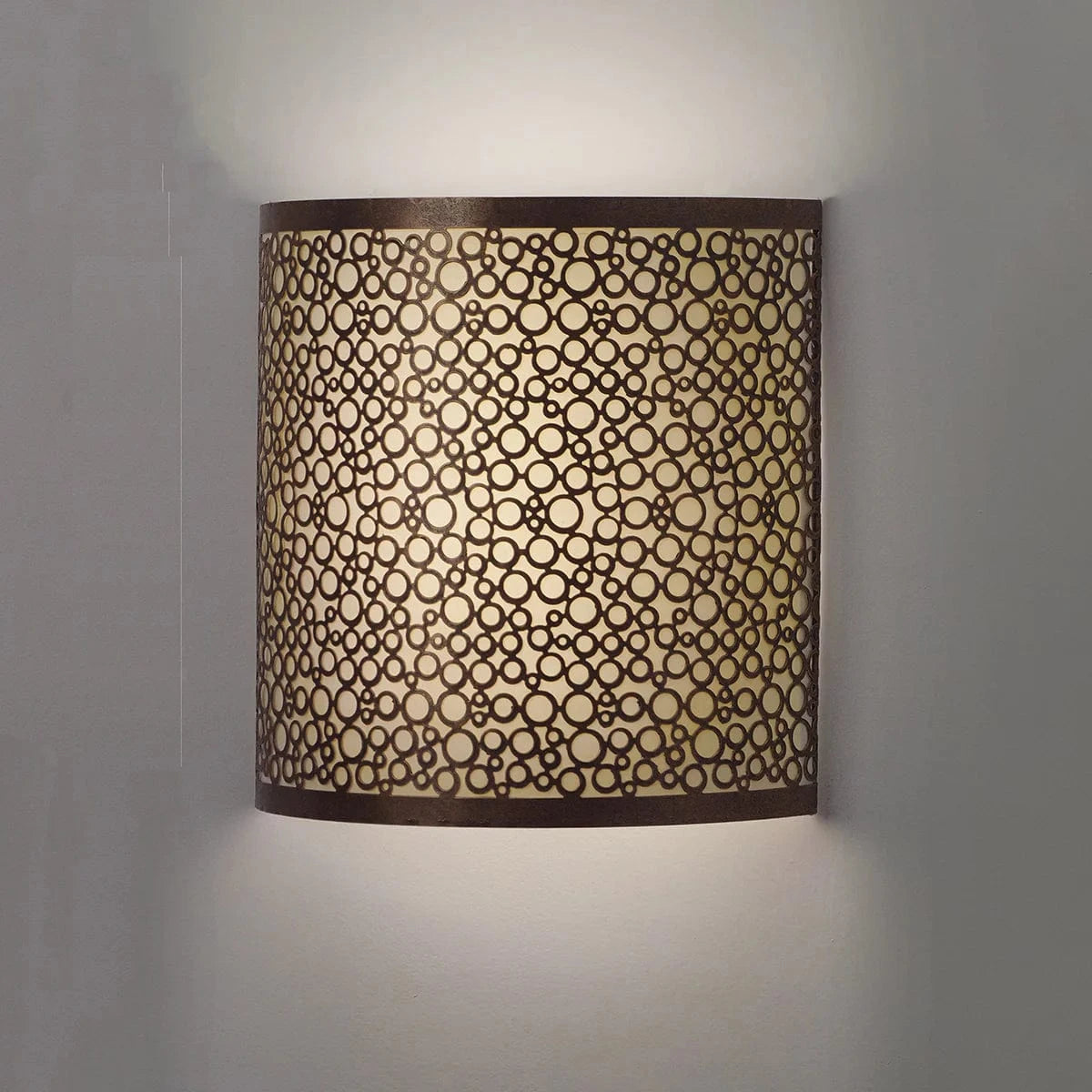 Smart Solar Wall Light Olita Barrel Sconce IEL-2900 / 9.88" L x 3.90" W x 9.87" H Smart Solar Olita Barrel Sconce IEL-2900