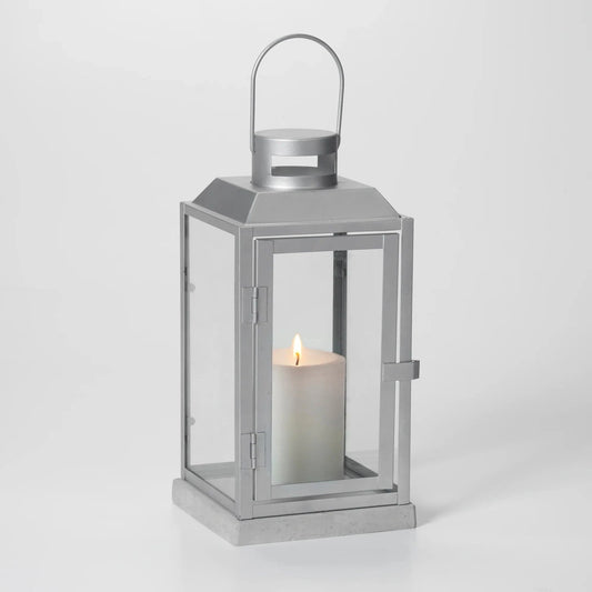 Smart Solar Tabletop Light Sadie Lantern 84135 / 5.50” L x 5.50” W x 11.0” H Smart Solar Sadie Lantern 84135