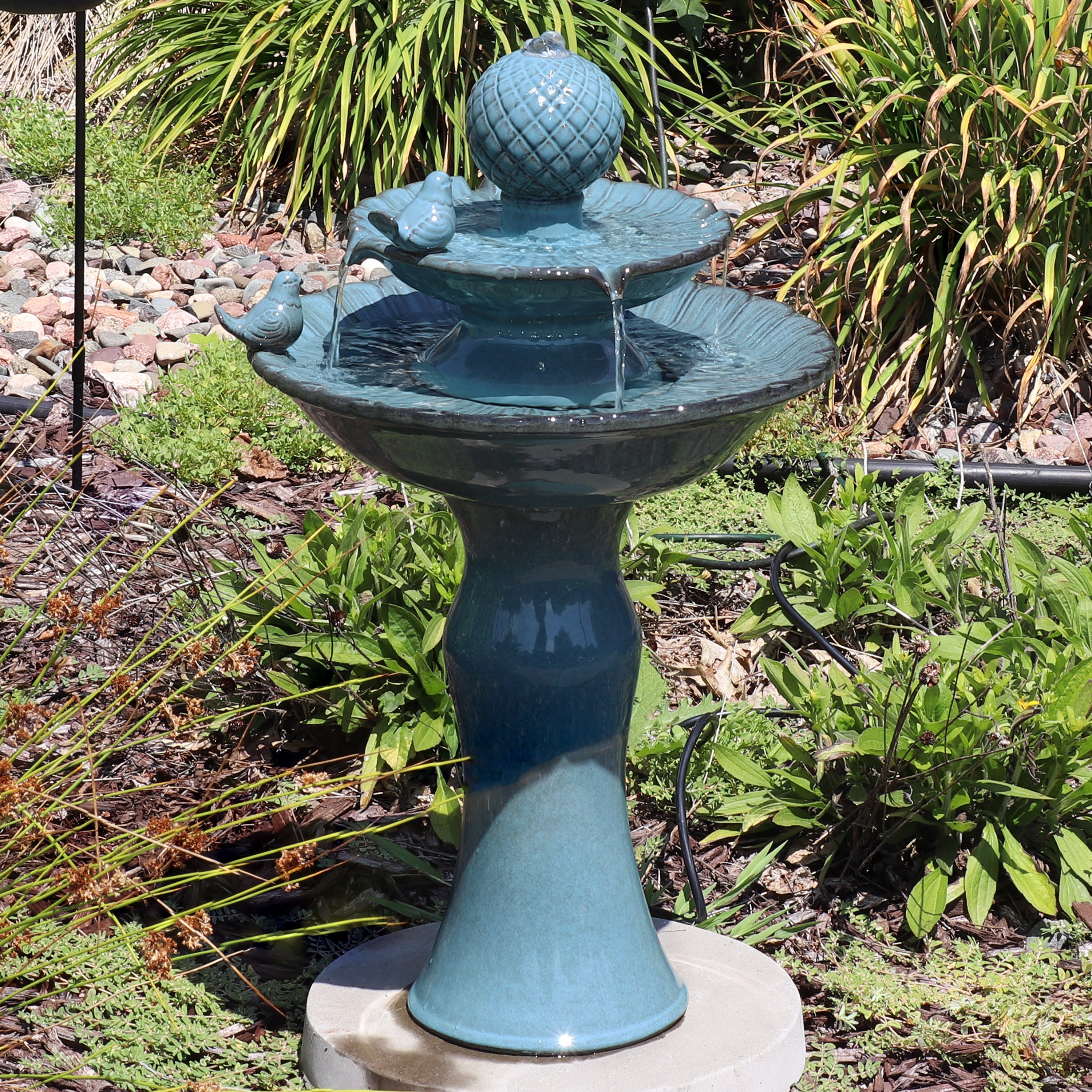 Sunnydaze 2-Tier Ceramic Outdoor Water Fountain 27" - Resting Birds