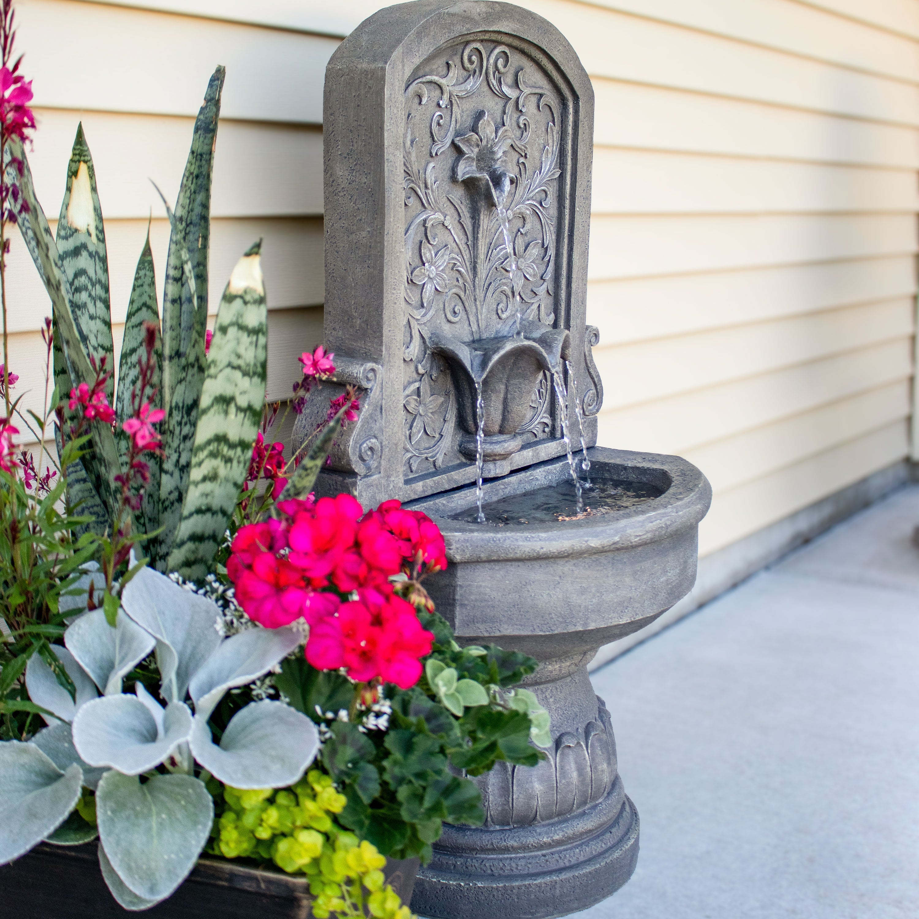 Sunnydaze Lovely Lily Polyresin Outdoor Wall Fountain with Flat Back WNC-854