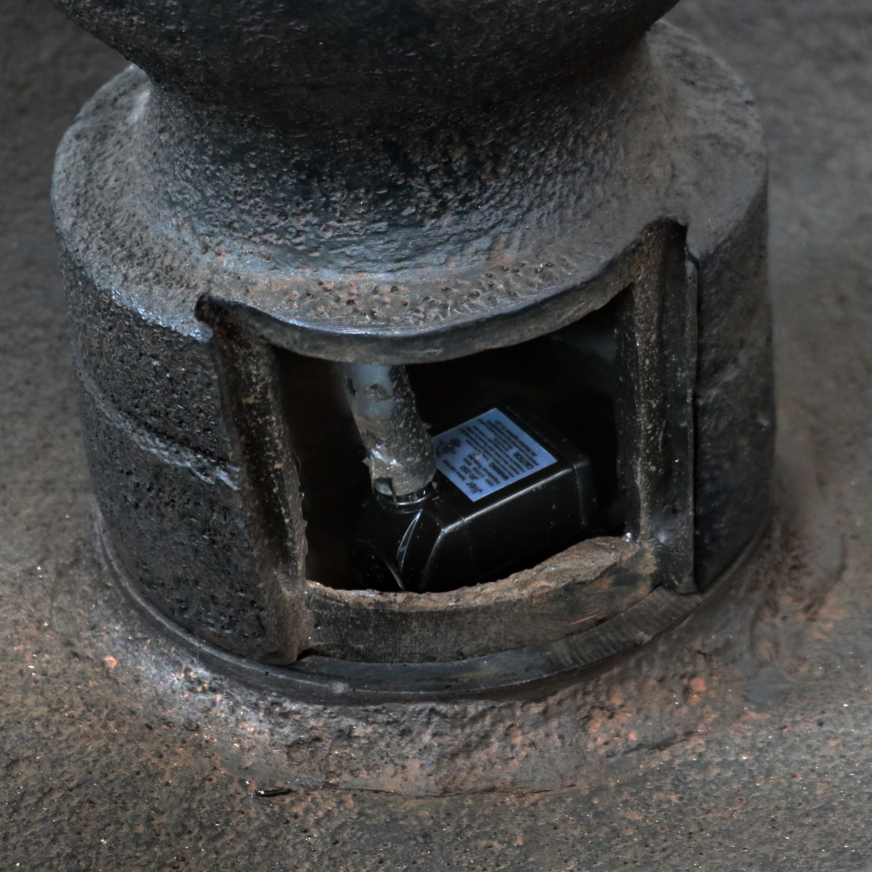 Sunnydaze Streaming Falls 2-Tier Outdoor Water Fountain - 25-Inch - Brown FC-22495