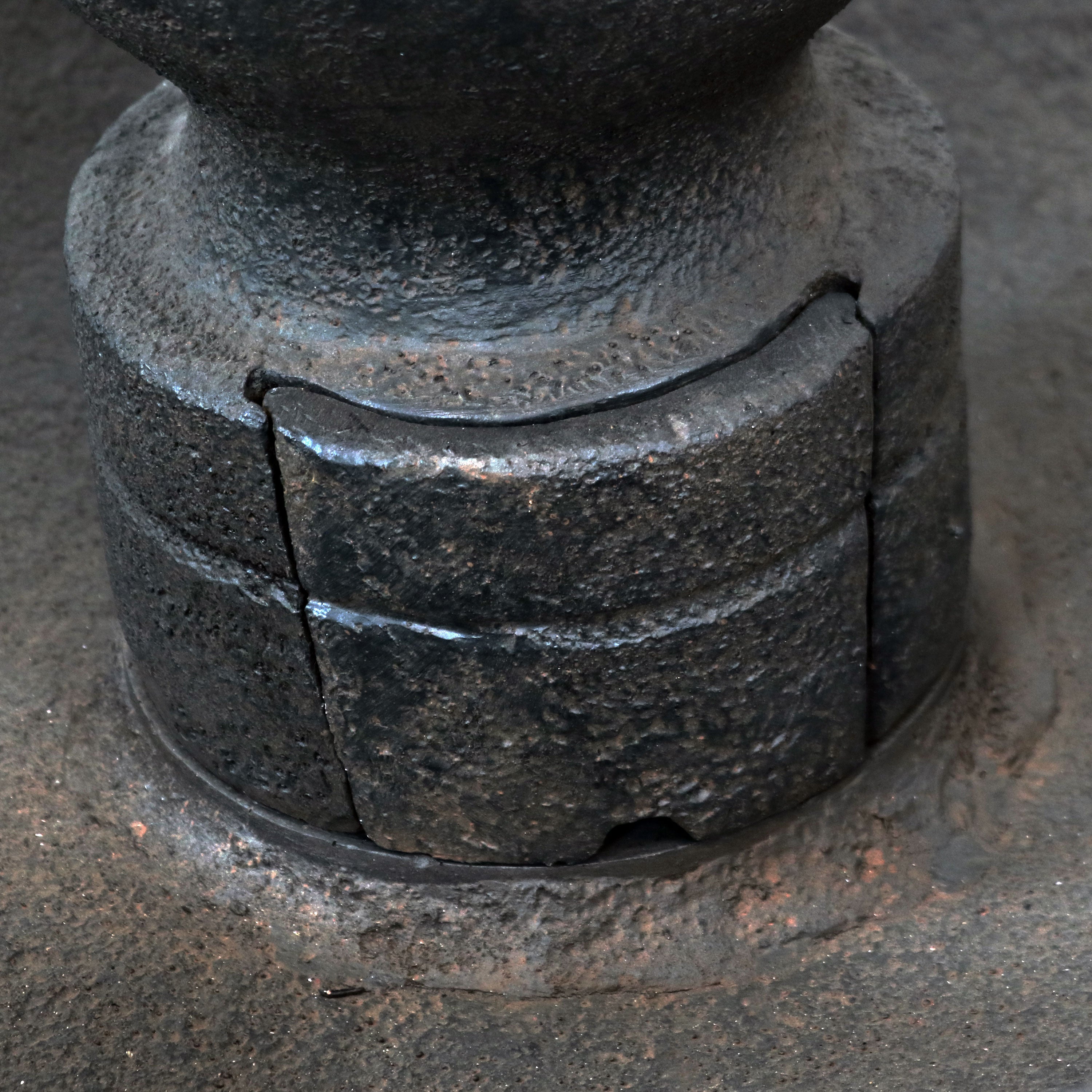 Sunnydaze Streaming Falls 2-Tier Outdoor Water Fountain - 25-Inch - Brown FC-22495