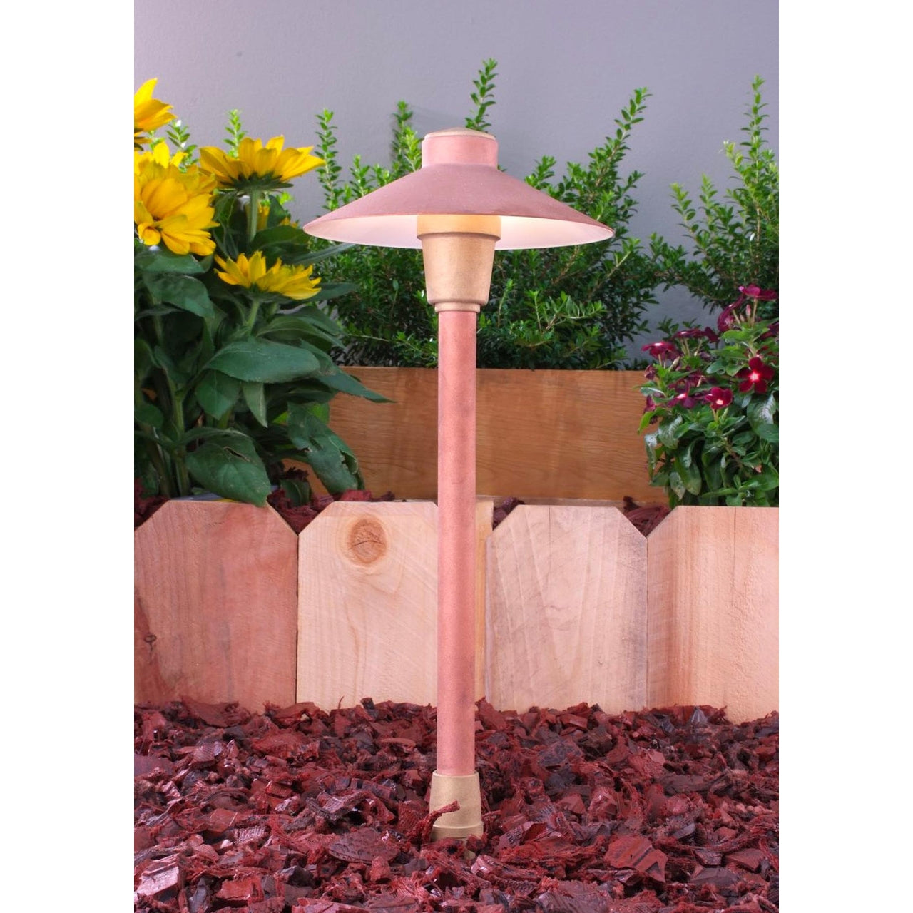 Yard Bright Elite Series Cast Brass Path Light With Copper Finish 7" Diameter Hood GBT7203