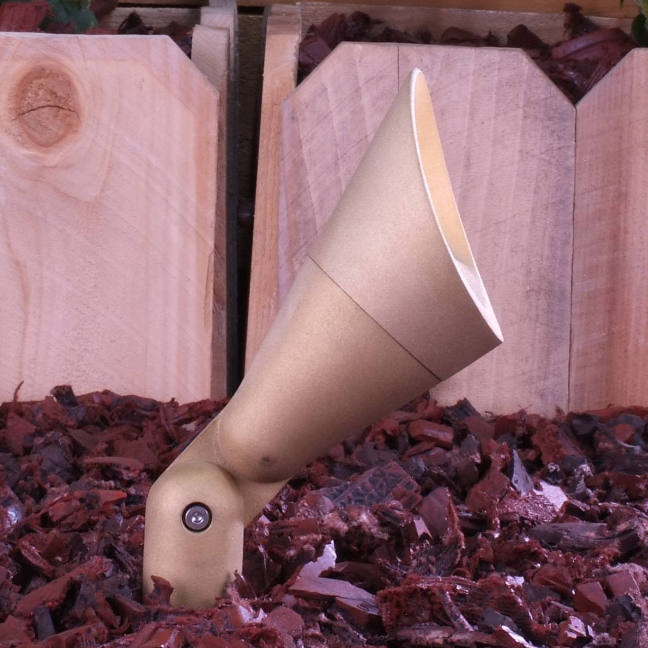 Yard Bright Elite Series Heavy Cast Brass MR16 Spot With Angled Hood GBT5200