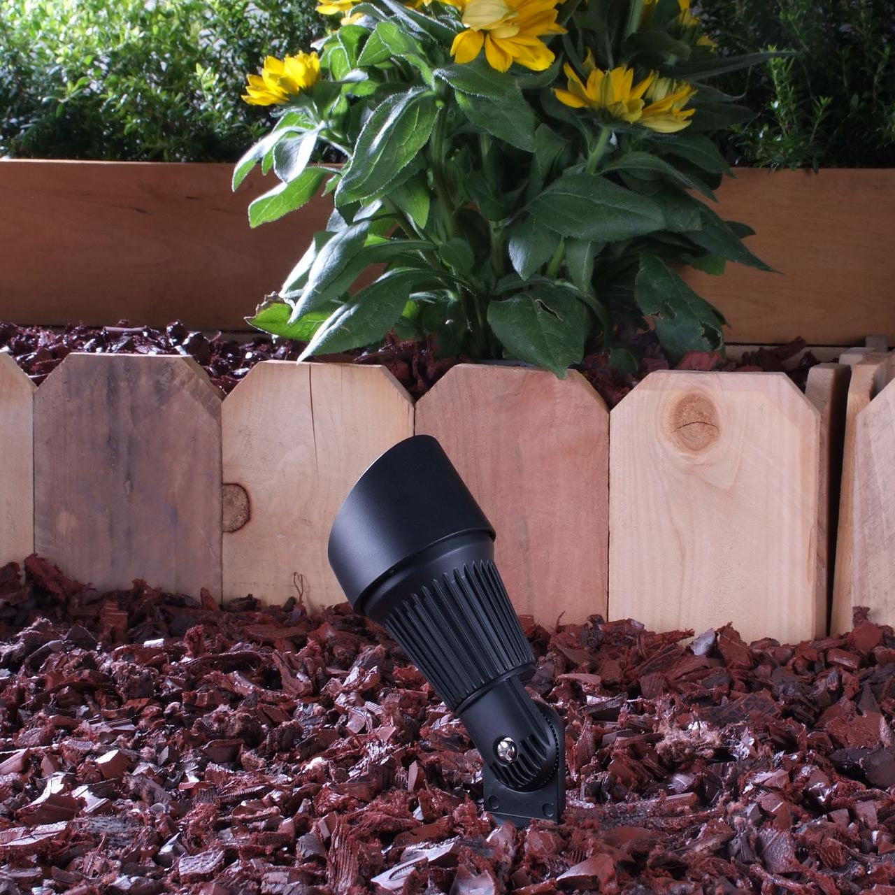 Yard Bright Black Metal MR16 Spot Light