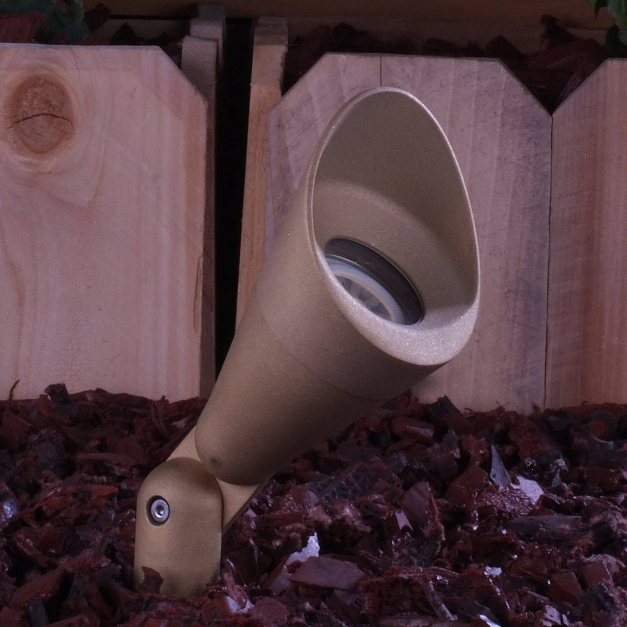 Yard Bright Elite Series Heavy Cast Brass MR16 Spot With Angled Hood