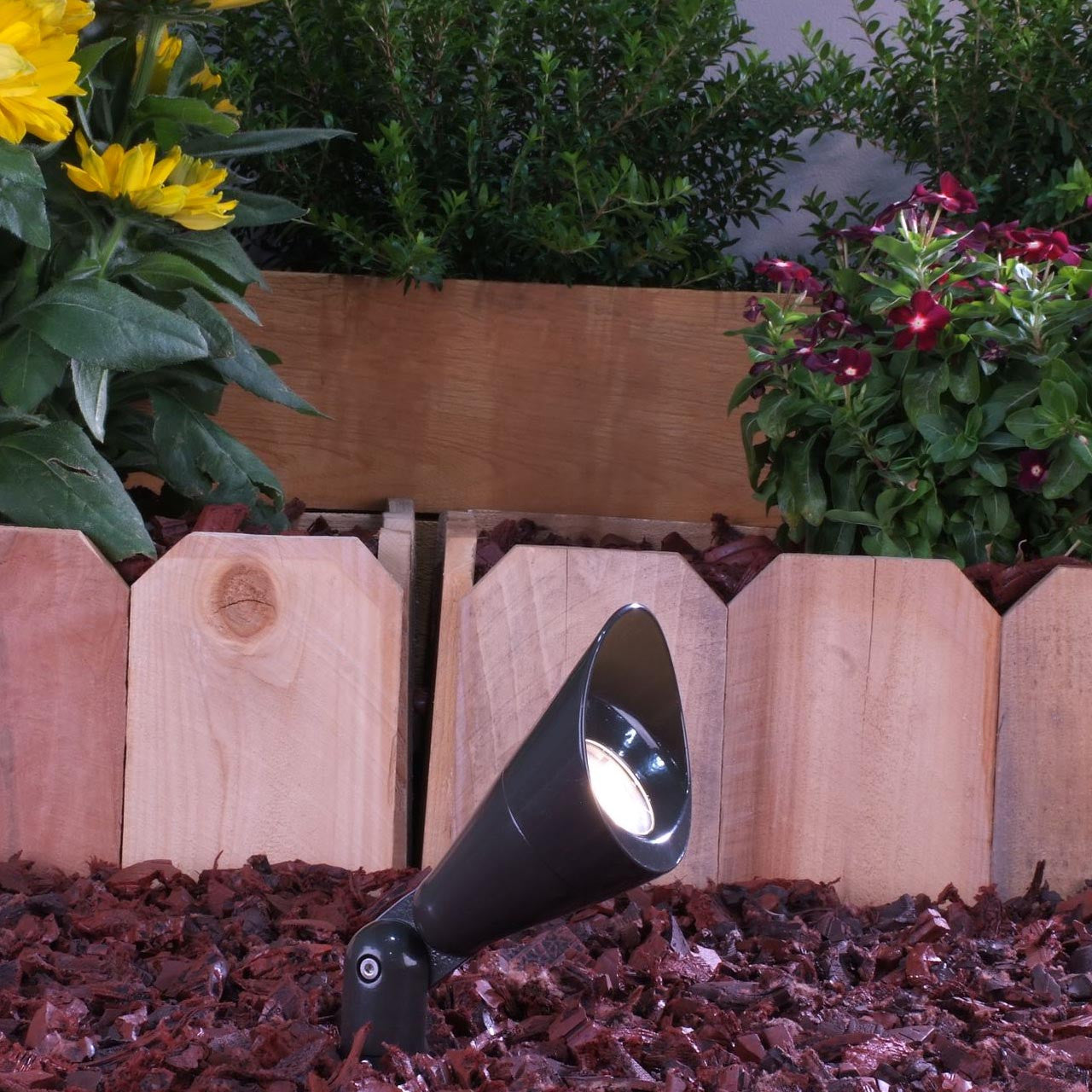 Yard Bright Elite Series Heavy Cast Brass MR16 Spot Light With Bronze Powder Coat