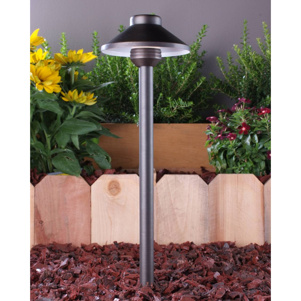 Yard Bright Premium Bronze Area Light