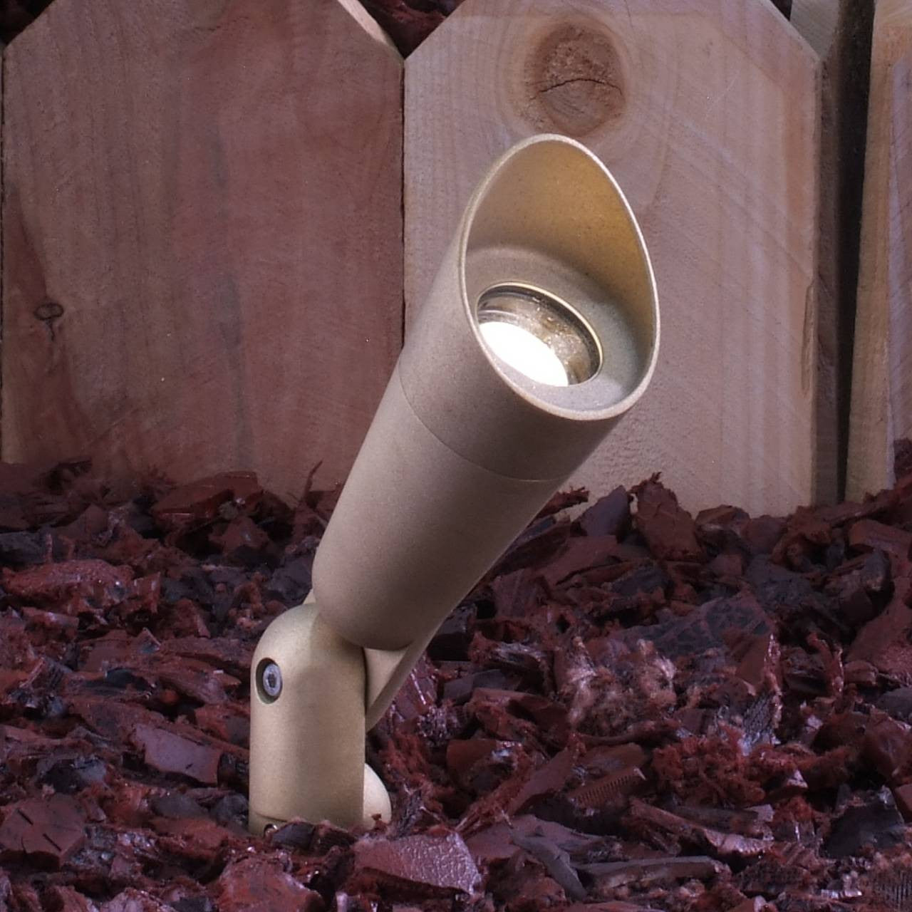 Yard Bright Elite Series Heavy Cast Brass MR11 Spot Light With Angled Hood