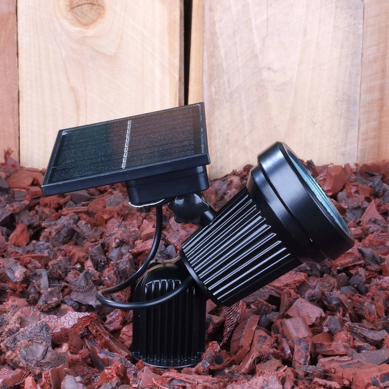 Yard Bright Cool White Solar Spot Light