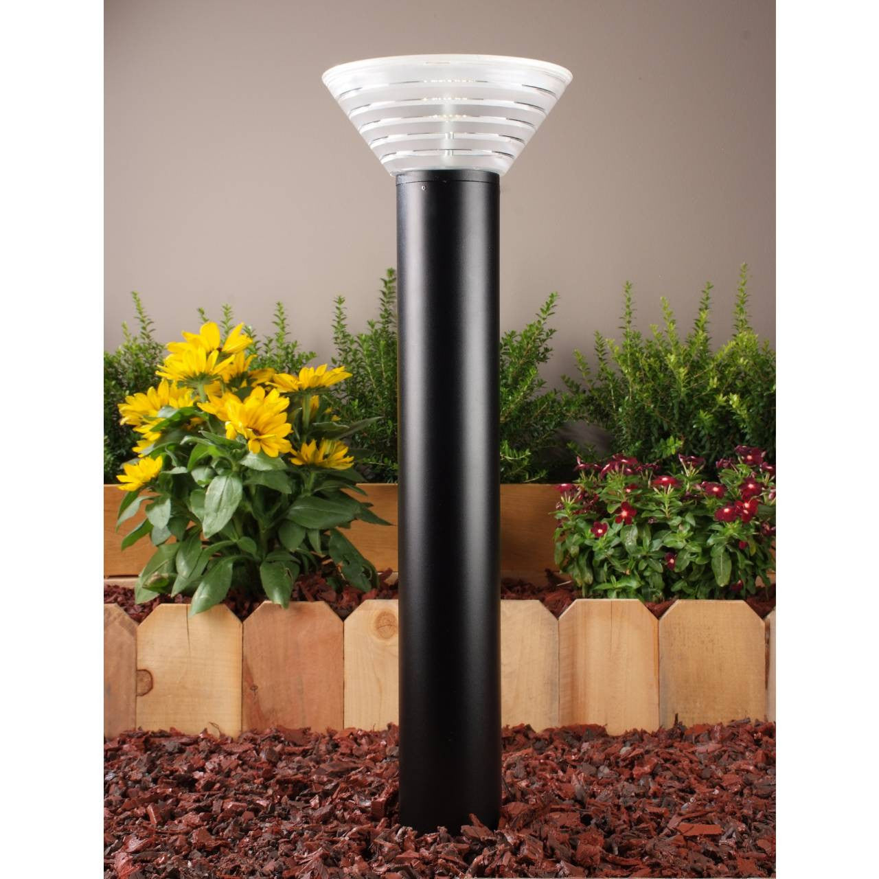 Yard Bright Premium Modern Solar Bollard Light GBT9012