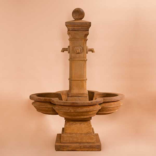 Giannini Garden Grand Avignon Outdoor Courtyard Fountain 1595C