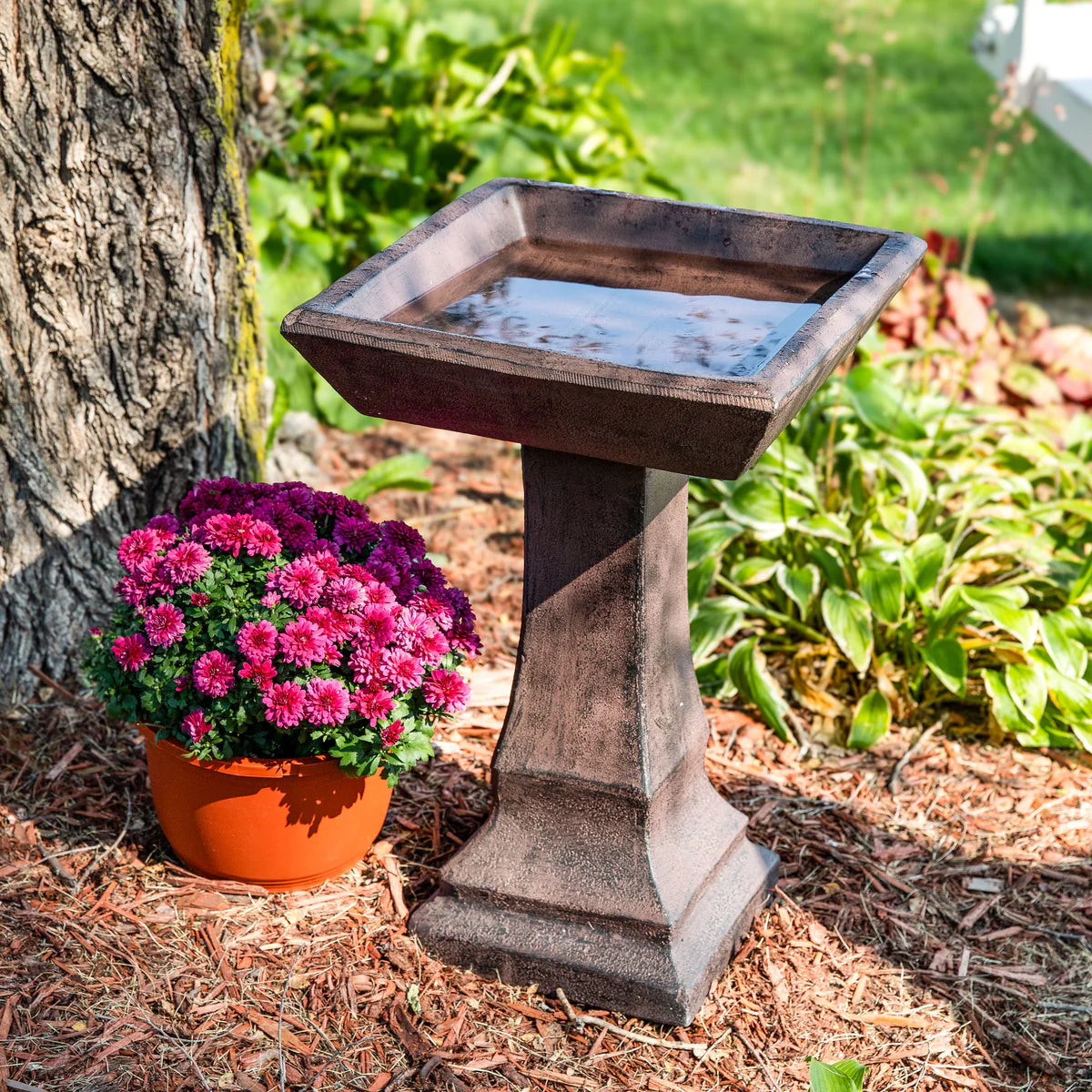 Sunnydaze 23" Simply Square Modern Reinforced Concrete Bird Bath